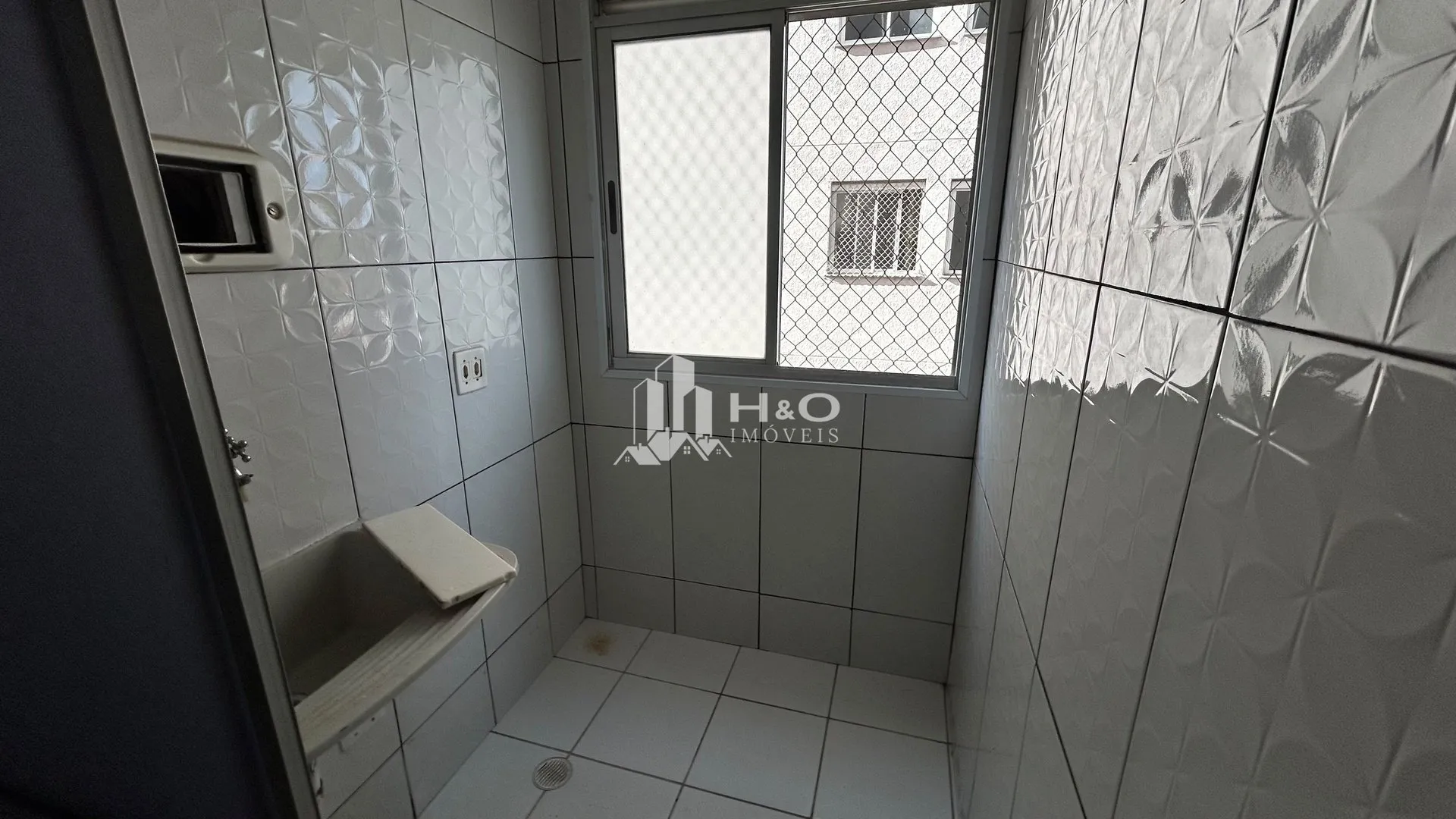 Imagem Apartamento à Venda na Cidade Líder com 2 Dormitórios Sacada 1 Vaga de Garagem e