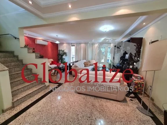 Imagem Casa com piscina, 4 suítes à venda no Embaré - Santos R$ 1.850.000,00