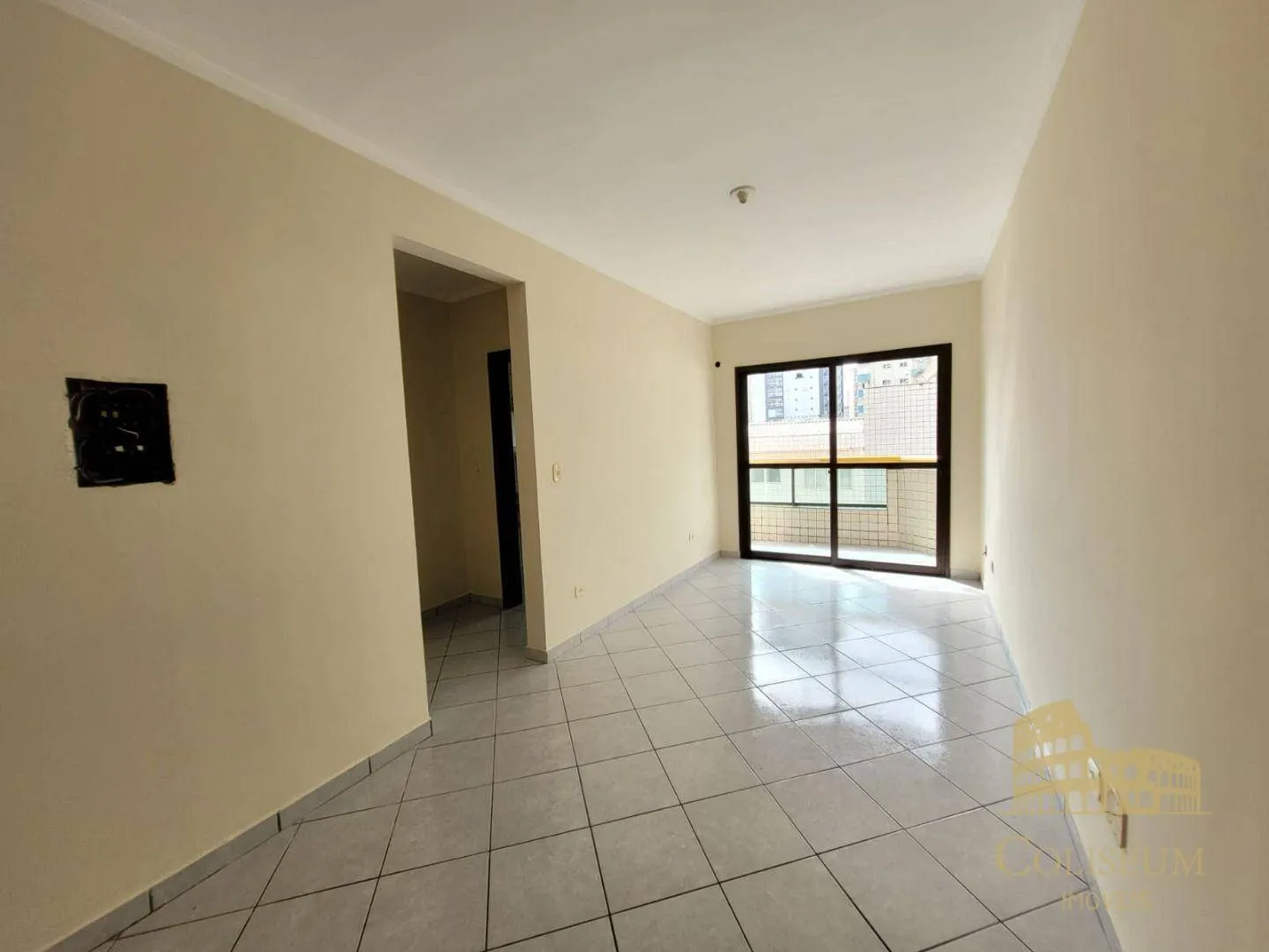 Imagem Apartamento com 1 dormitório para alugar, 54 m² por R$ 2.300,00/mês - Tupi - Praia Grande/SP