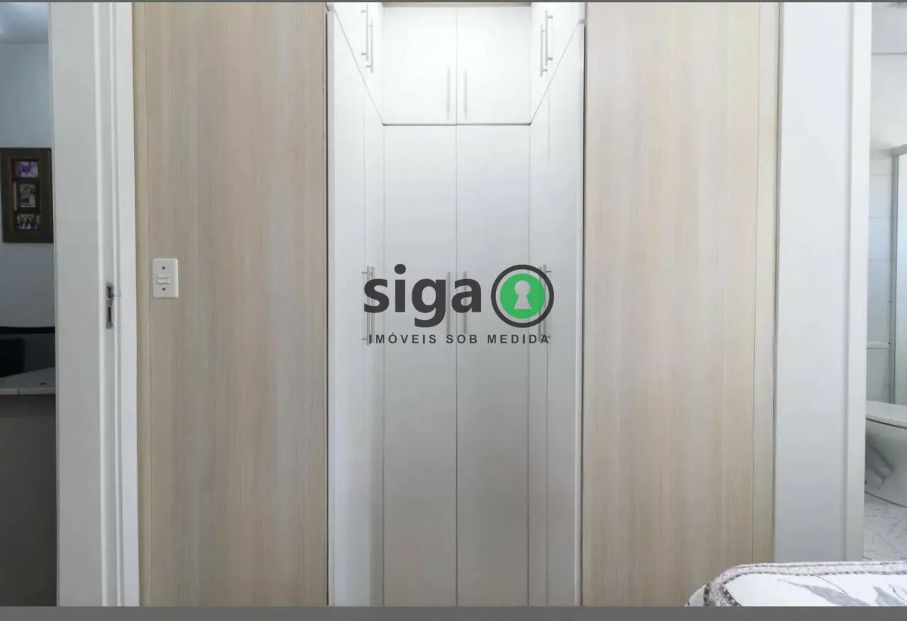 Imagem Casa em Condomínio com Suíte e 2 Vagas em Ambiente Exclusivo.