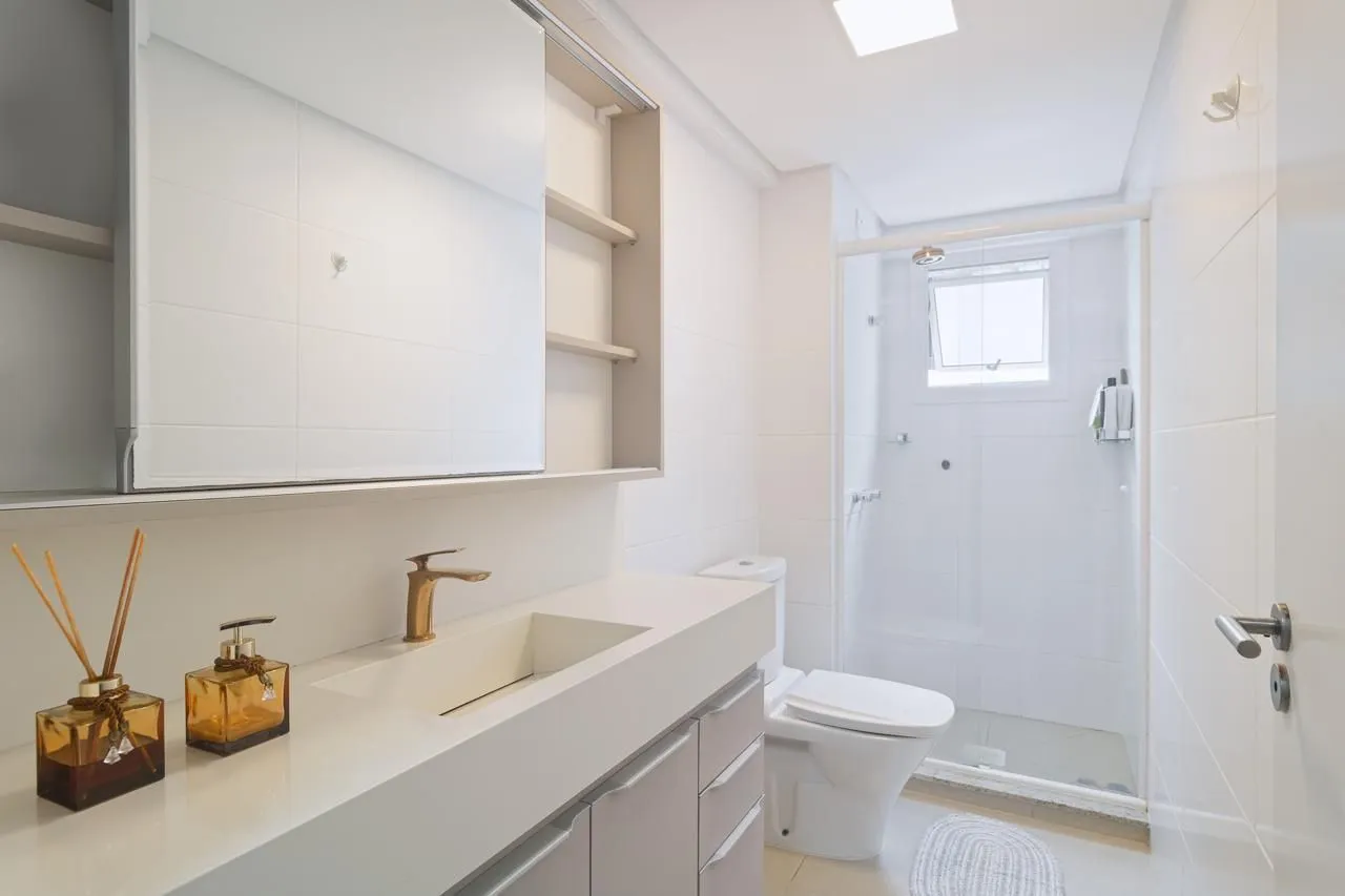 Imagem Apartamento com 03 Quartos (01 suíte) e 02 vagas na Praia de Torres RS