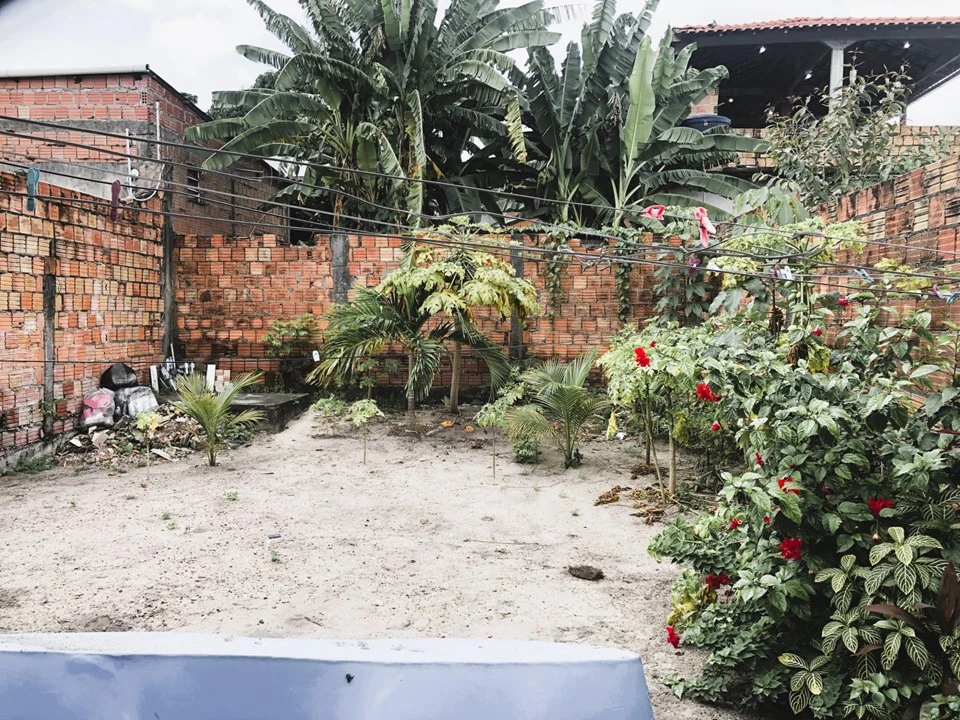 Imagem Casa com 2 Quartos à Venda ou Locação, 64 metros em Novo Aleixo - Manaus