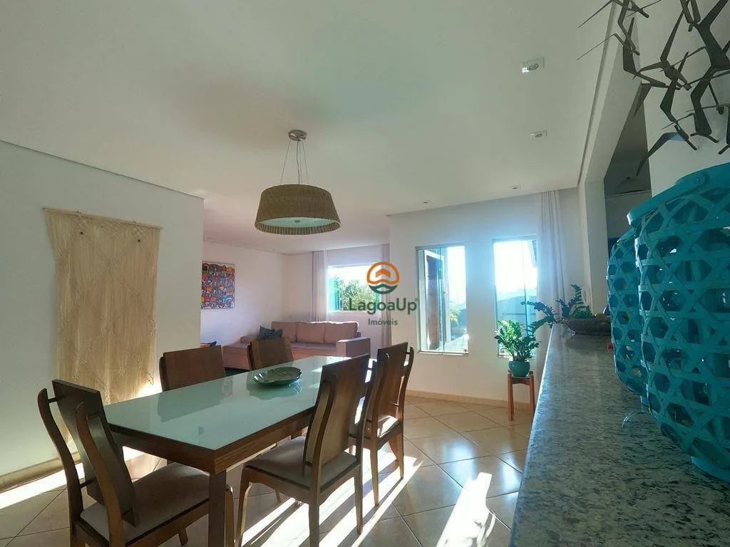 Imagem Casa com 4 dormitórios à venda, 220 m² por R$ 1.210.000,00 - Nossa Senhora de Fátima - Lagoa Santa/MG
