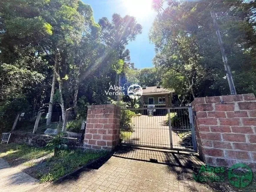 Imagem Casa com 2 quartos, 121,00m2, à venda em Canela, Palace Hotel