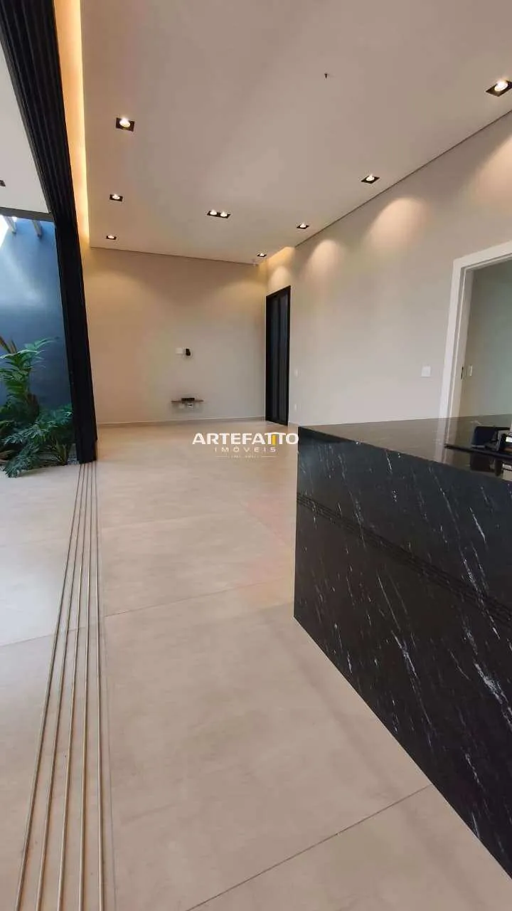 Imagem Casa à venda em Franca, Jardim Santa Lúcia, com 3 quartos, 214m2
