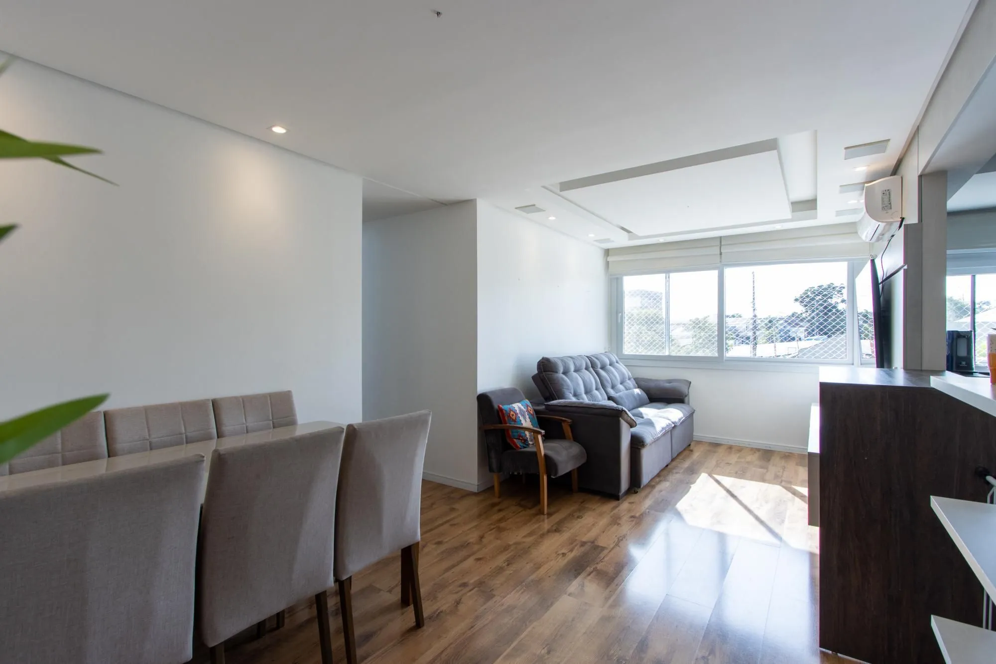 Imagem Lindo apartamento de 3 dormitórios, sendo 1 com suíte
