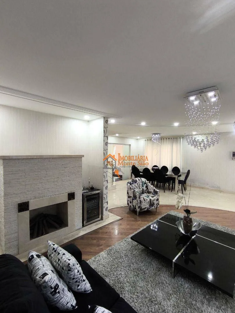 Imagem Sobrado com 3 dormitórios à venda, 430 m² por R$ 2.500.000,00 - Jardim Maia - Guarulhos/SP