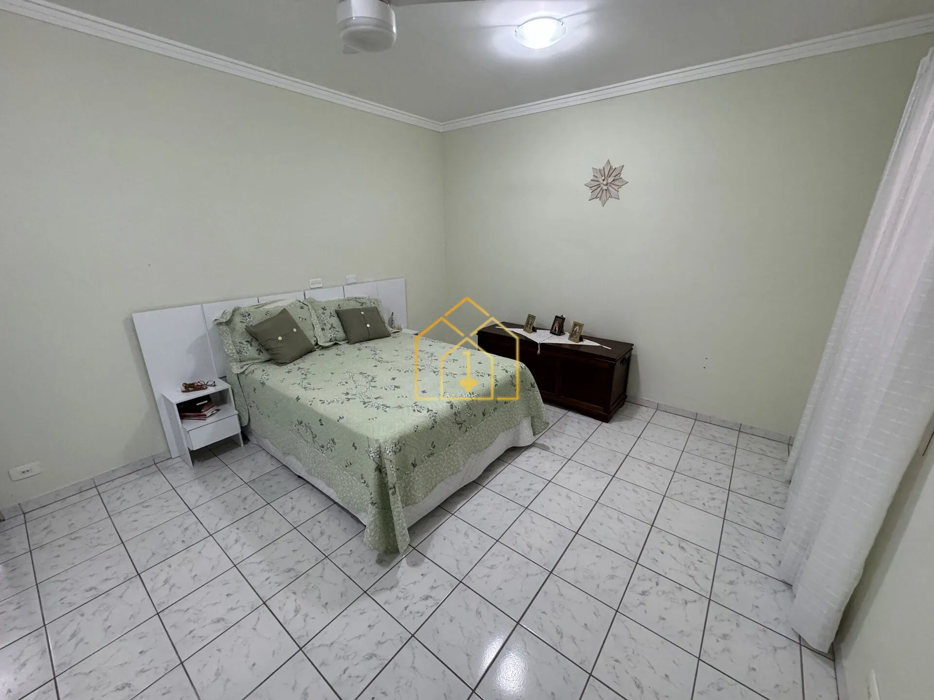 Imagem Sobrado à venda 177 m² 3 quartos 1 suíte 2 vagas | Jardim Stella - Santo André - SP