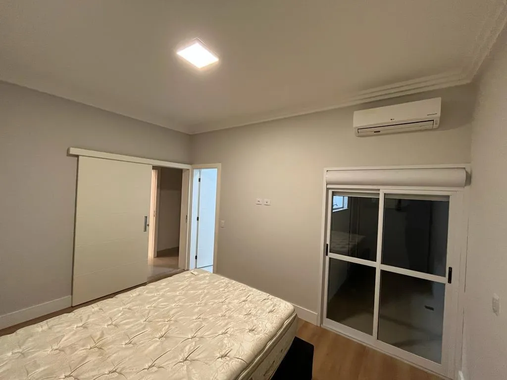 Imagem Casa 218m Umuarama-PR 2