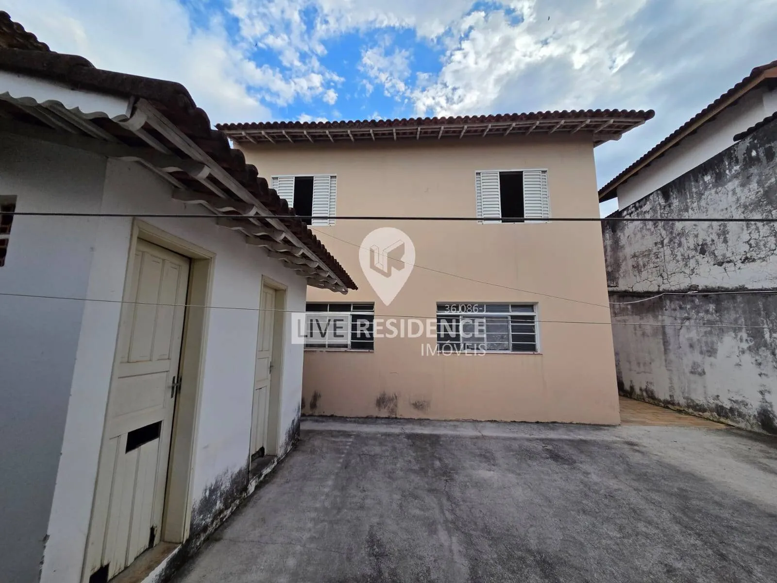 Imagem Casa à Venda Comercial e Residencial
