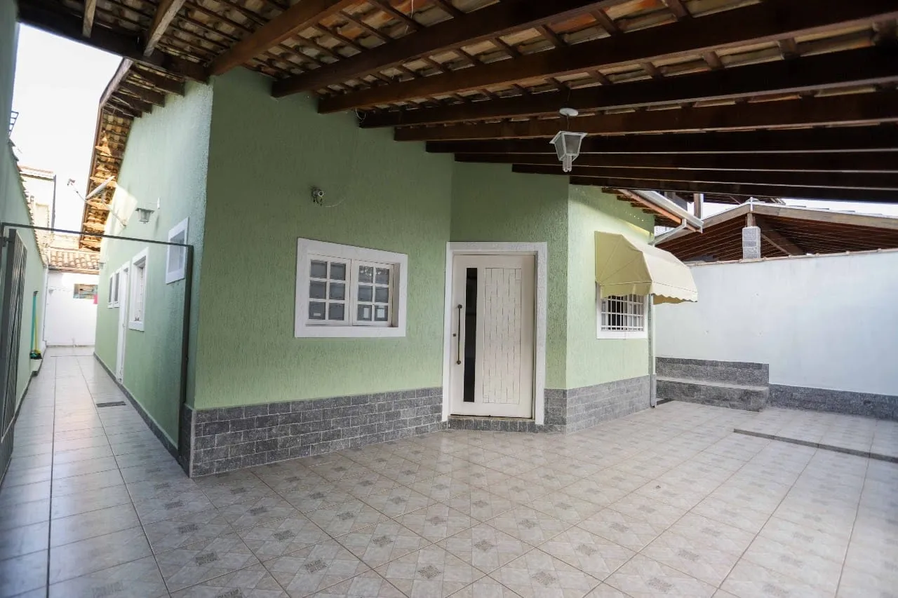 Imagem Casa à venda 3 Quartos, 1 Suite, 3 Vagas, 250M², Vila Suiça, Pindamonhangaba - SP