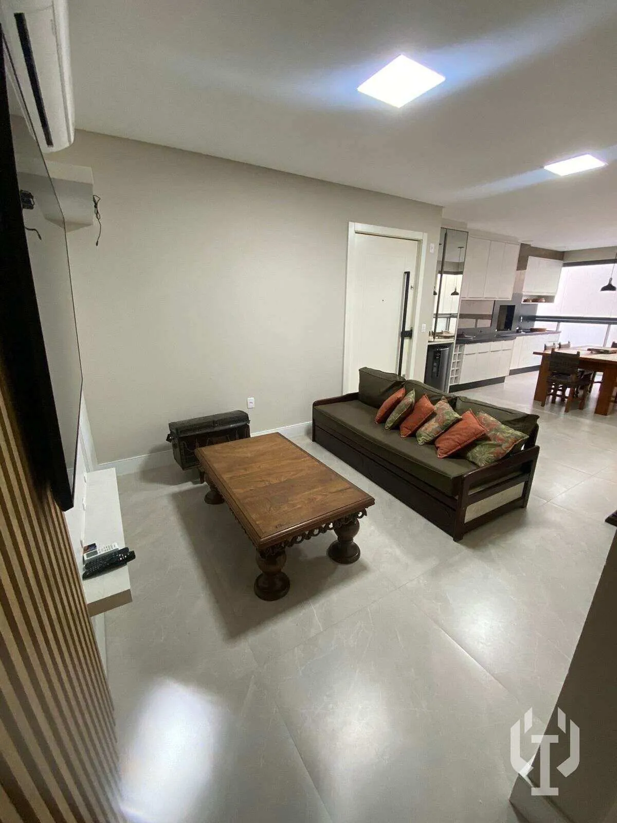 Imagem Apartamento à venda, no Le Blanc, em Itapema, Meia Praia, com 3 quartos