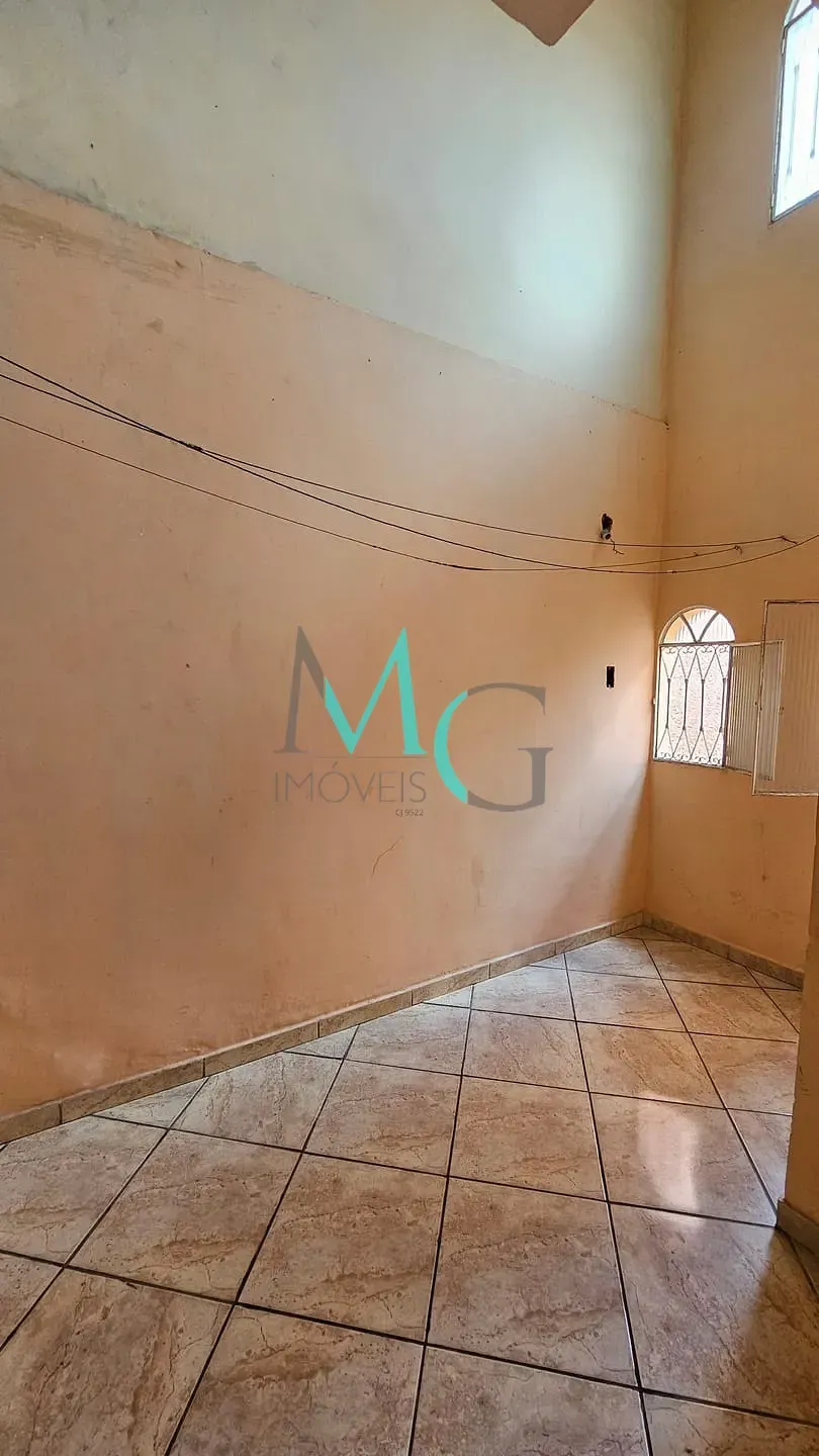 Imagem Sobrado para Locação 2 Quartos, por R$ 1500 + taxas, 80M², Campo Grande, Rio de Janeiro - RJ