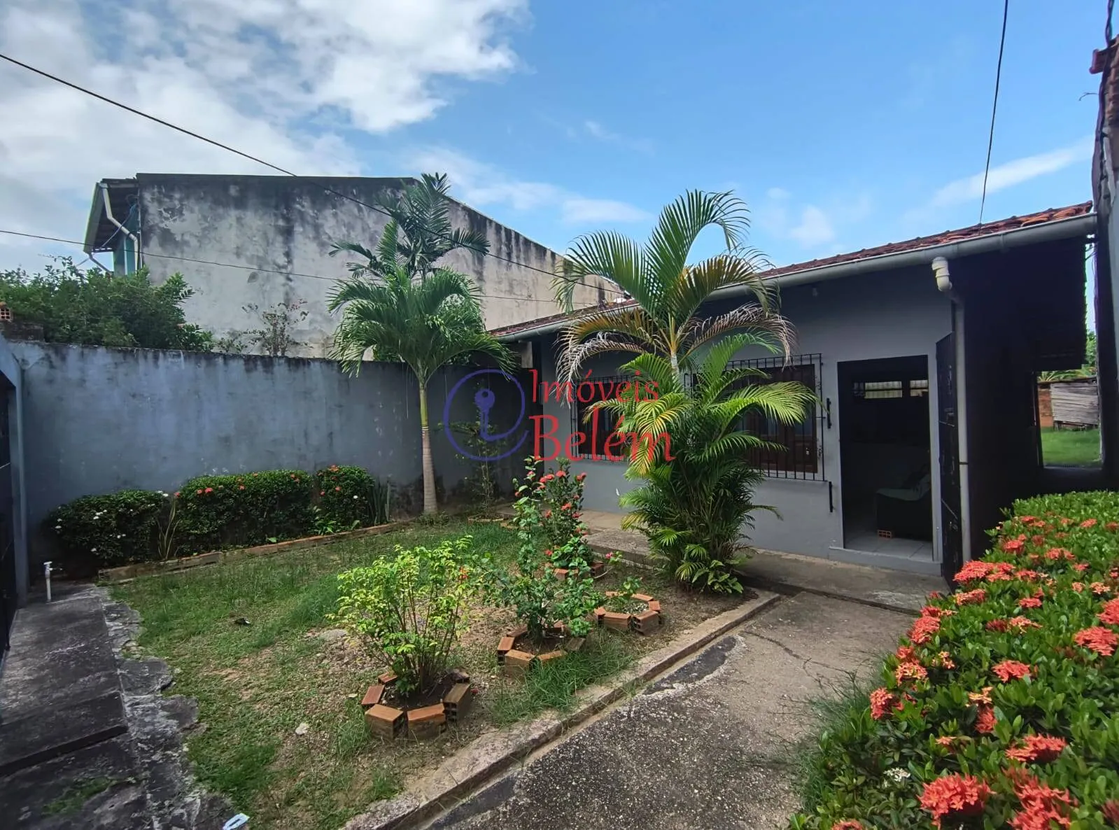 Imagem Casa à Venda no Marco em Belém - 2 Quartos | Quintal | Garagem |