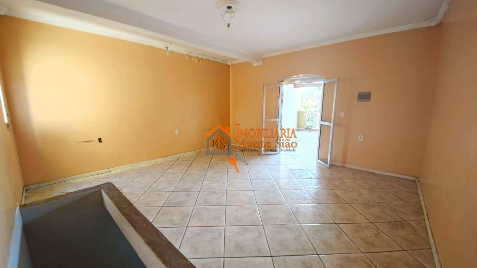 Imagem Sobrado com 3 dormitórios à venda, 200 m² por R$ 405.000,00 - Jardim Santa Lídia - Guarulhos/SP