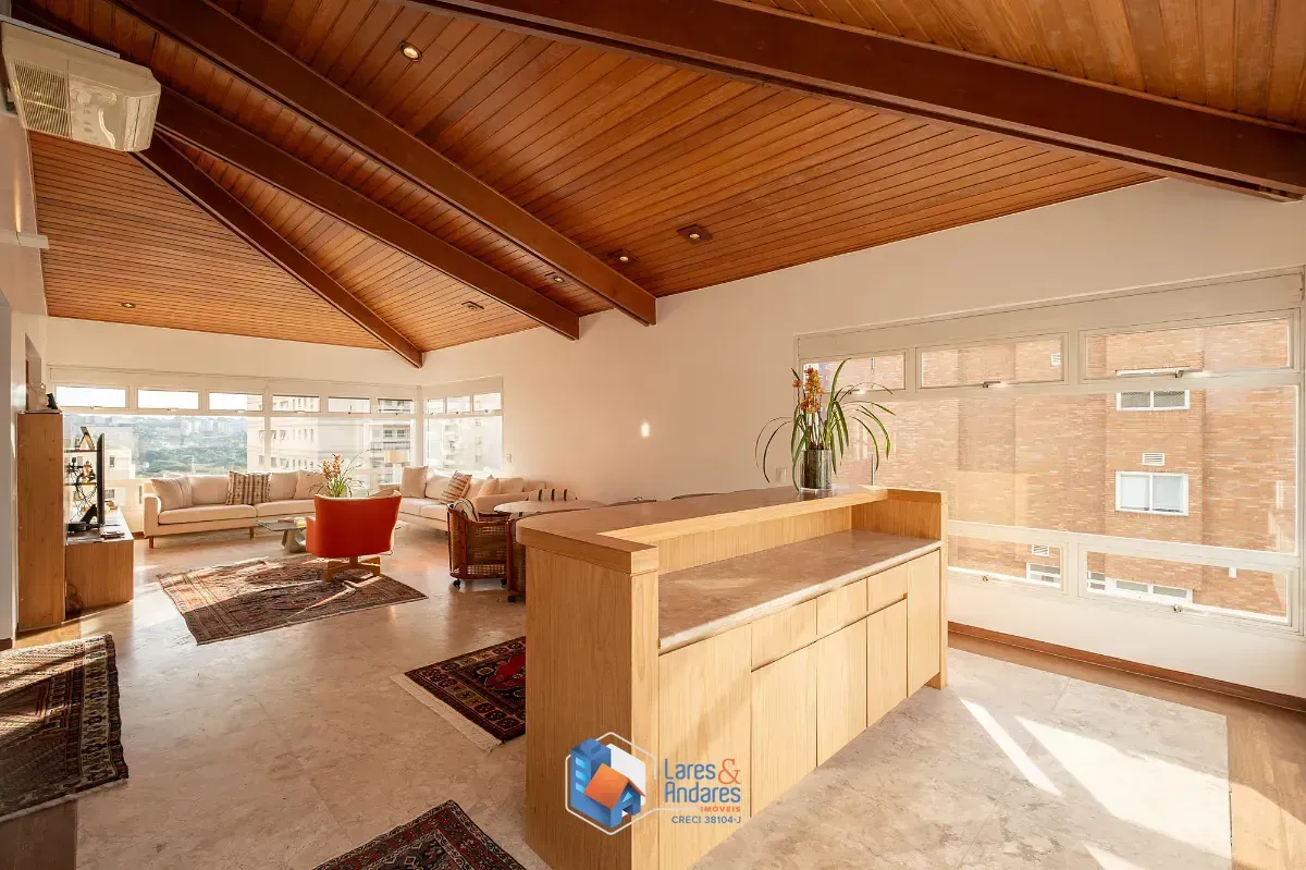 Imagem Duplex para venda e locação em Itaim Bibi com 3 quartos, sendo 3 suítes, 384m²