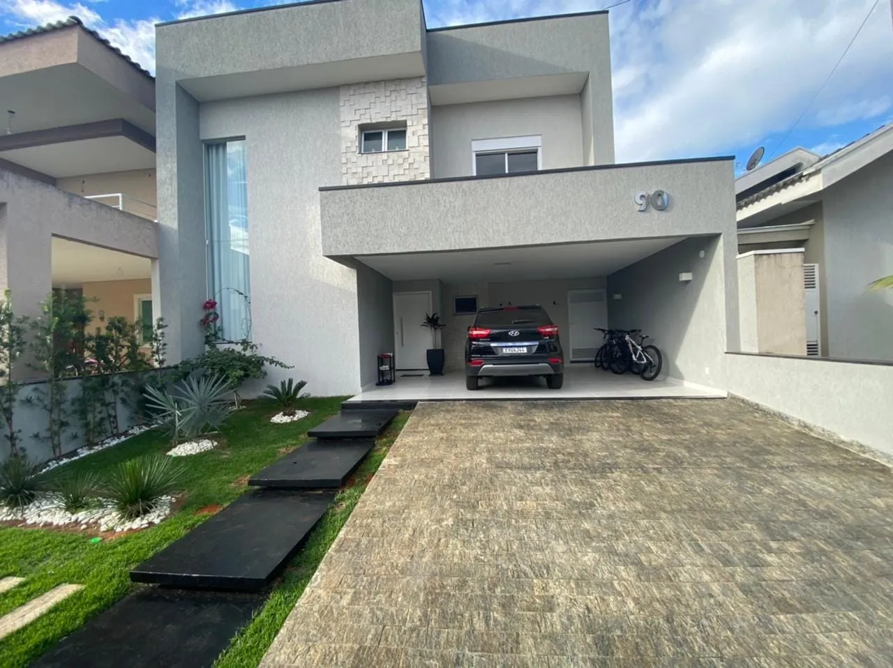 Imagem Casa à venda 3 Quartos, 1 Suite, 4 Vagas, 250M², Piracangaguá, Taubaté - SP | Condominio Jardim Oásis