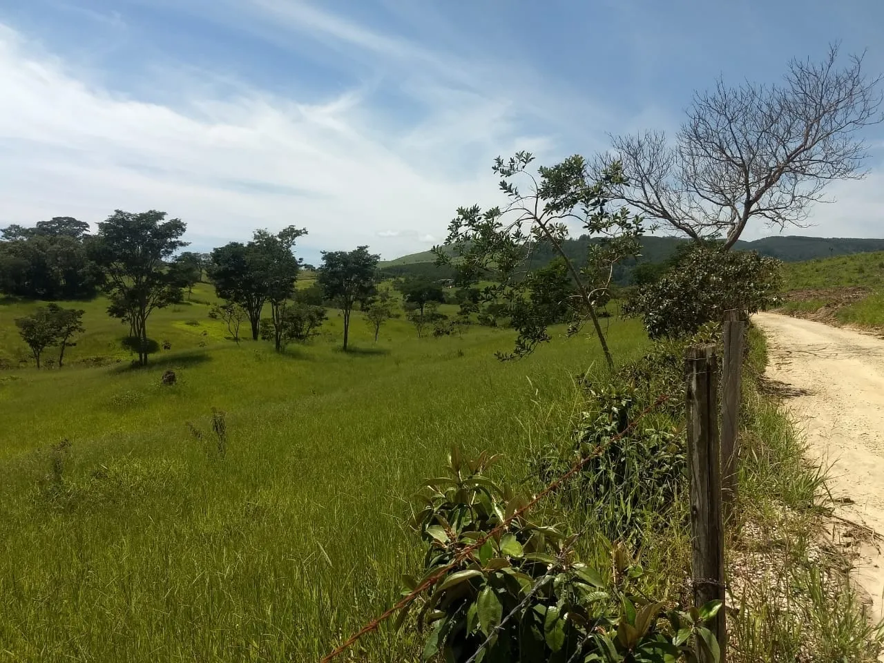 Imagem Chácara à venda 400000M², Barreiro, Taubaté - SP