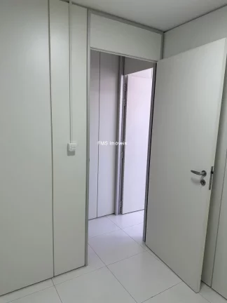 Imagem Conjunto comercial às venda com 50m² na Av. Angélica