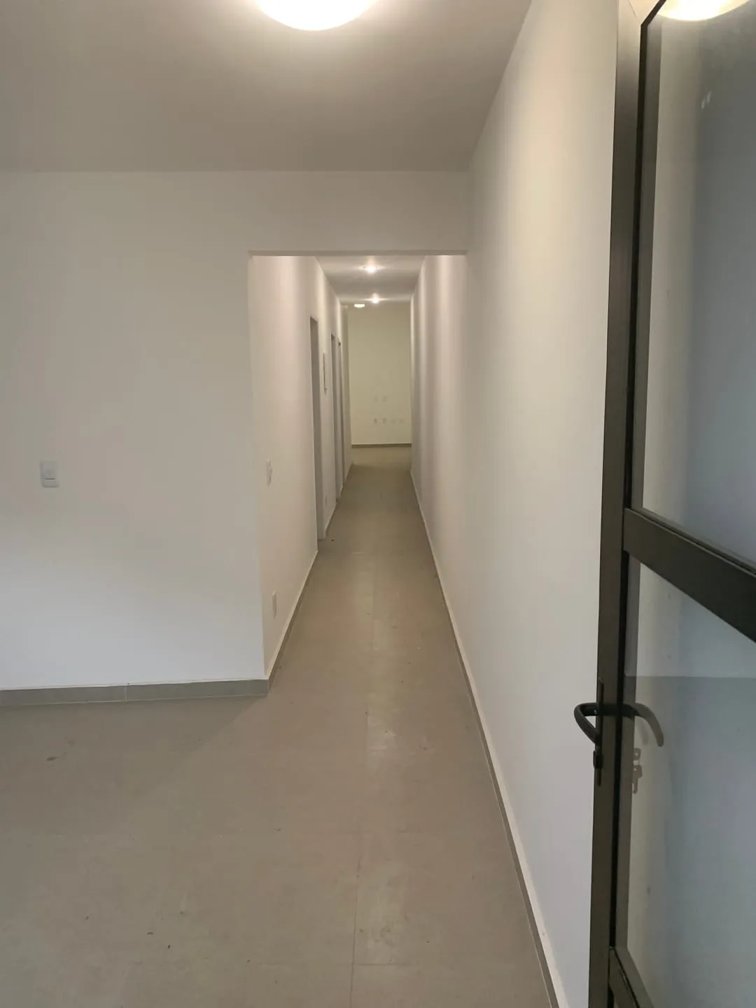 Imagem Comercial para Locação 100M², Centro, Pindamonhangaba - SP