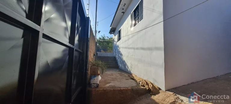 Imagem Casa de esquina à venda no Alto da Bela Vista em Patos de Minas – 3 quartos e terreno extra