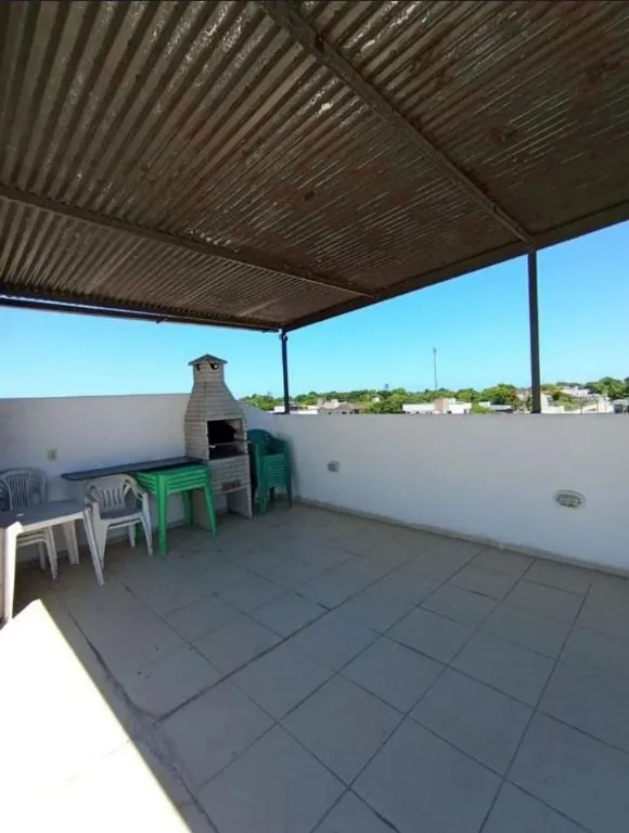 Imagem Apartamento de 75 m² no Portal do Sol, com 3 quartos, varanda, piscina e 1 vaga, a apenas 900 m da Praia de Cabo Branco.