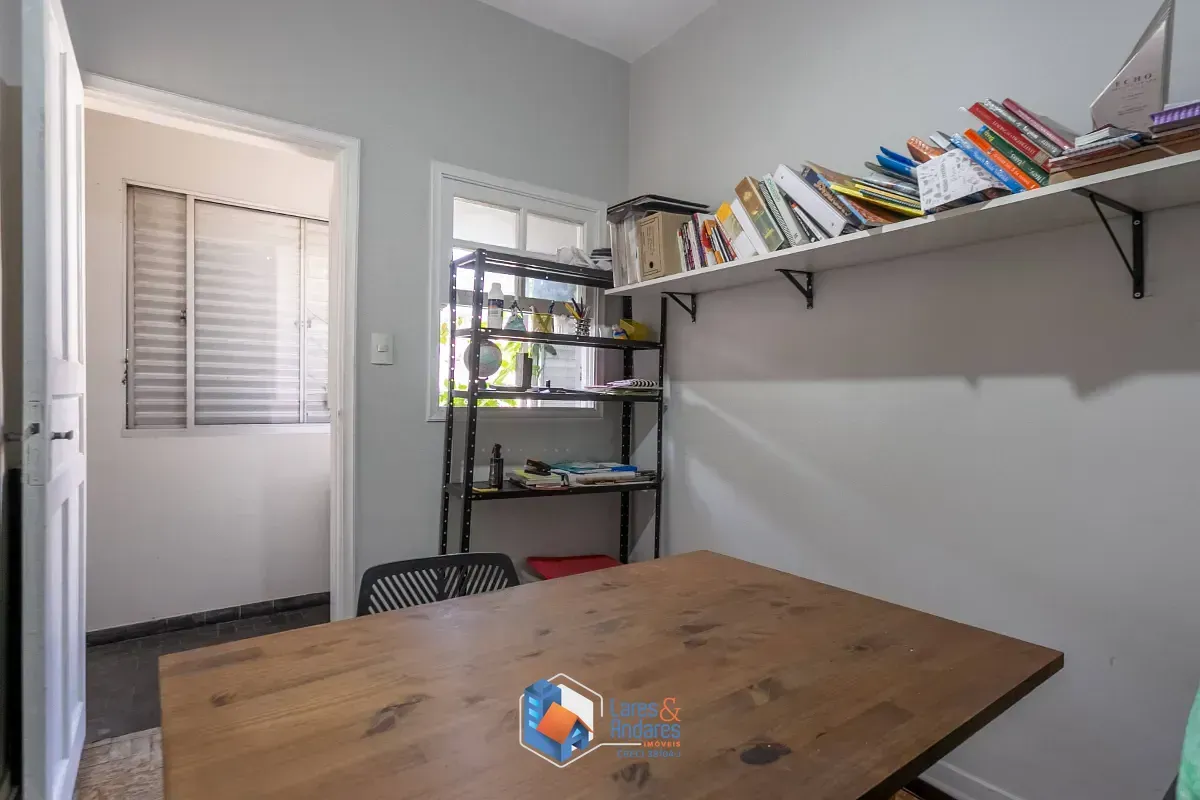 Imagem Sobrado para venda em Campo Belo com 3 quartos, sendo 1 suíte, 179m²