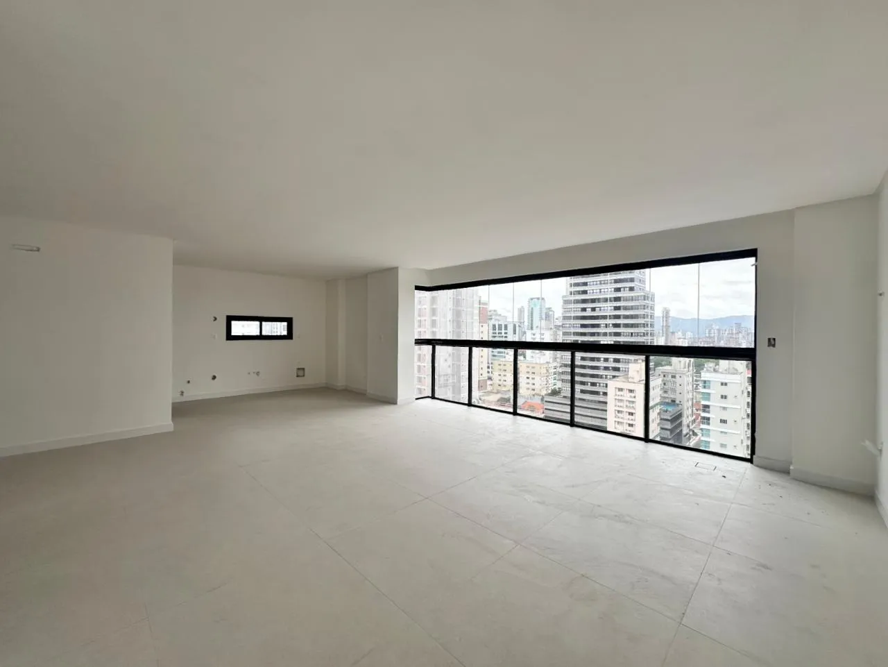 Imagem Apartamento à venda com 134m2 por R$ 1.750.000,00