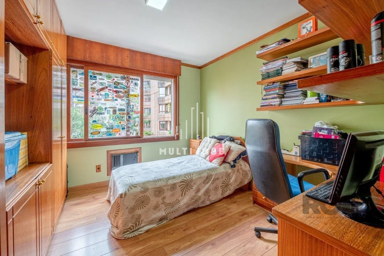 Imagem Apartamento 4 dormitórios, suite, de frente com sacada, 3 vagas de garagem, bai