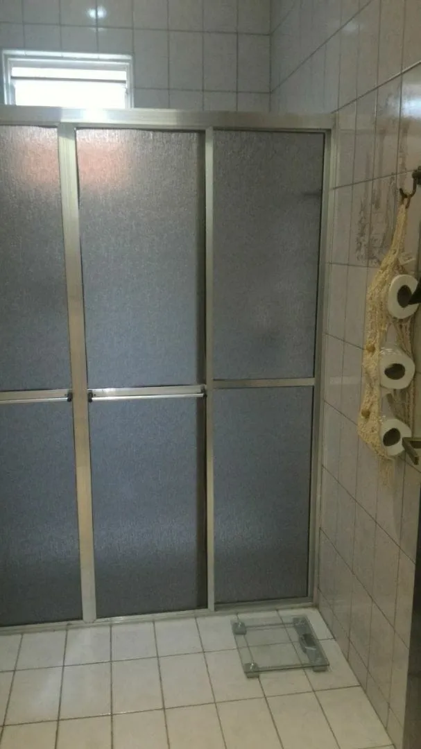 Imagem Casa à venda 2 Quartos, 1 Suite, 2 Vagas, 250M², Azeredo, Pindamonhangaba - SP