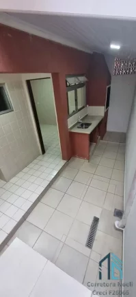 Imagem Sobrado em Condomínio, 02 quartos, 02 vagas, no Santa Cândida em Curitiba PR