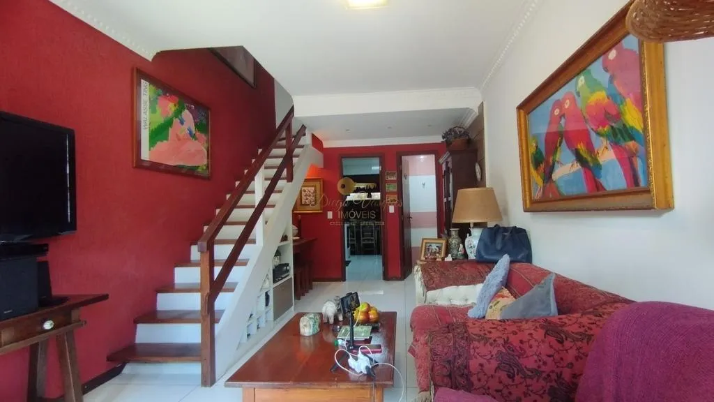 Foto do imóvel Casa em Condomínio para Venda em Teresópolis / RJ em Rua Oscar José da Silva