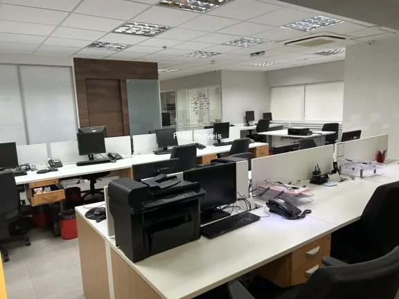 Imagem Conjunto comercial com 152m² para alugar no Itaim Bibi.