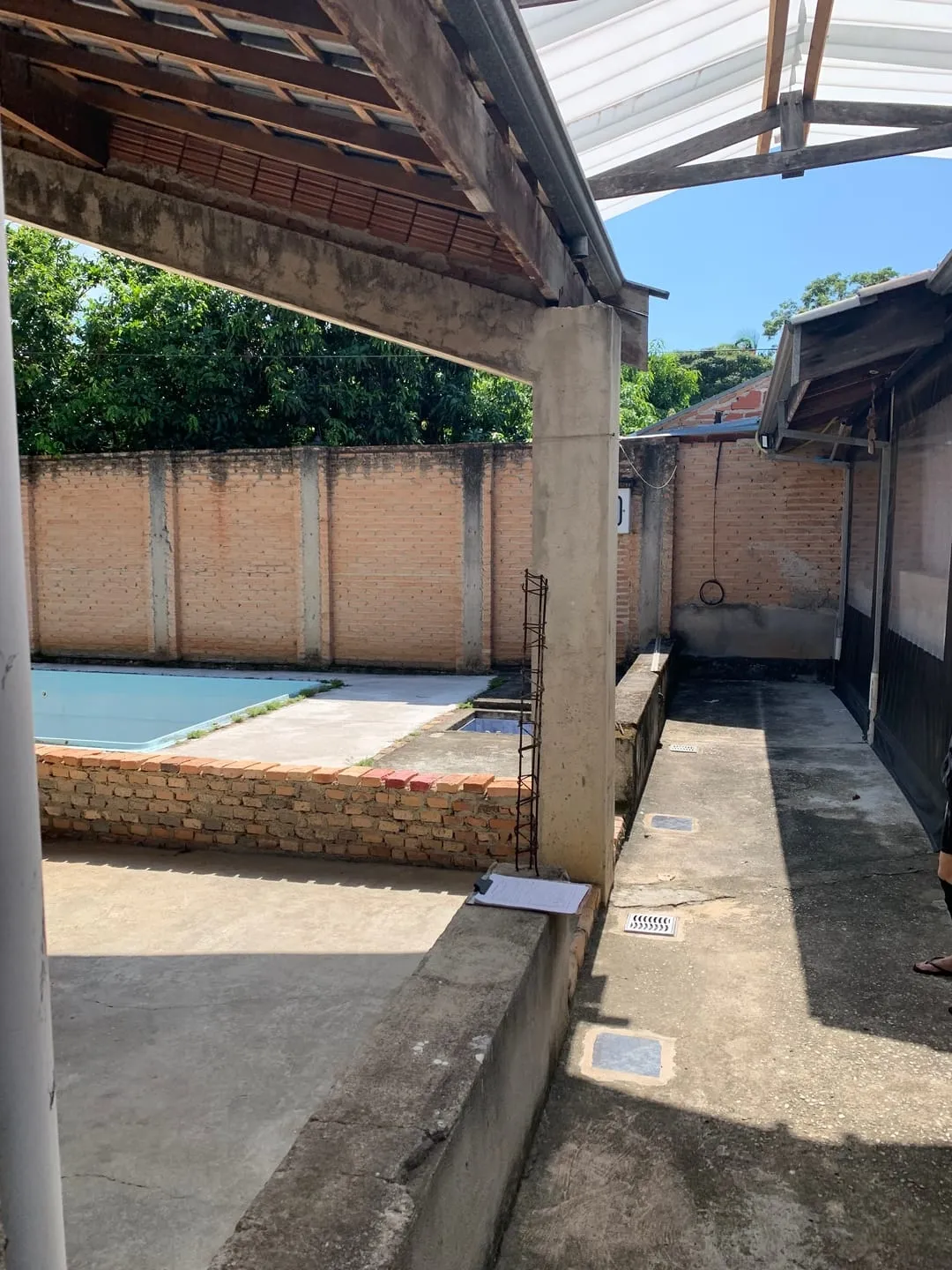 Imagem Casa à venda 3 Quartos, 2 Suites, 4 Vagas, 600M², Jardim Santa Cecília, Pindamonhangaba - SP