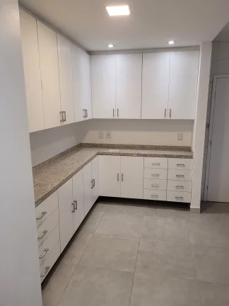Imagem Casa à venda em São Paulo-SP, Vila Mariana. 3 quartos, 3 suítes, 4 salas, 5 banheiros, 2 vagas, 196m².