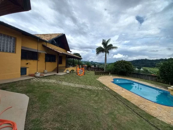 Imagem Chácara com 3 dormitórios à venda, 1850 m² por R$ 1.950.000,00 - Condomínio Residencial Vila Rica - Bragança Paulista/SP