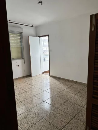 Imagem Apartamento com 3 dormitórios à venda, 150 m² por R$ 820.000 - Itararé - São Vicente/SP