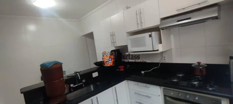 Imagem Sobrado com 4 dormitórios à venda por R$ 480.000,00 - Centro - Taubaté/SP
