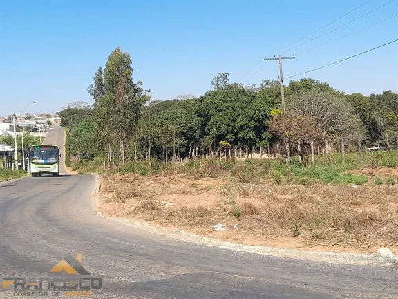 Imagem OPORTUNIDADE NO LOTEAMENTO VILA DOURADA