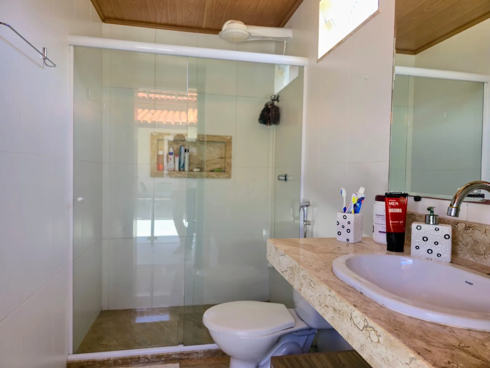 Imagem Casa de Condomínio com 4 Quartos à Venda, 250 m² em Guarajuba (Monte Gordo) - Camaçari
