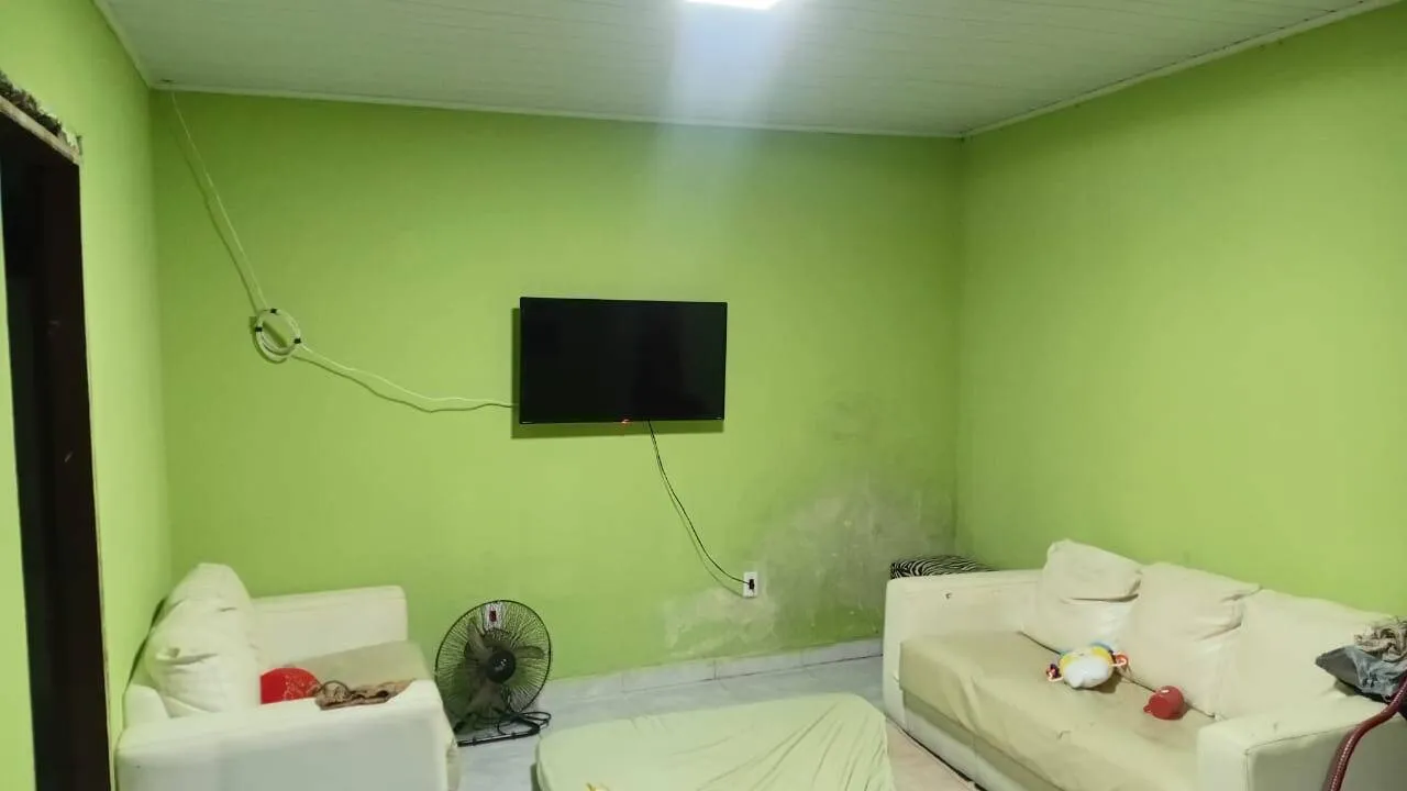 Imagem Casa no pedra 90 com 2 quartos