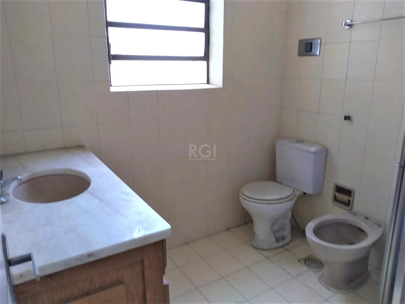 Imagem Casa para Venda - 124.36m², 3 dormitórios, sendo 2 suites, Santana