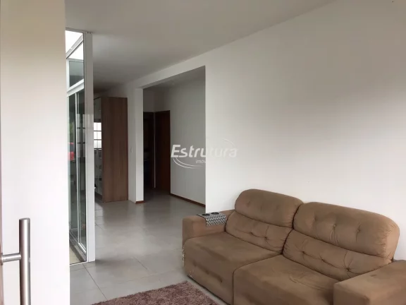Imagem Casa semimobiliada com pátio amplo no bairro São José