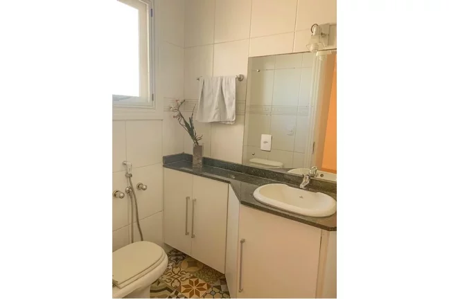Imagem Casa em Condomínio para venda no bairro Chácara das Pedras em Porto Alegre