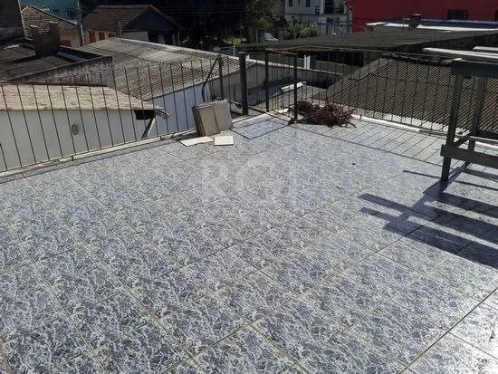 Imagem Casa para Venda - 80m², 3 dormitórios, sendo 1 suites, 2 vagas - Teresópolis
