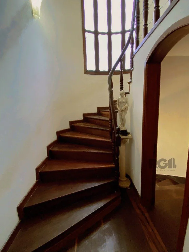Imagem Casa no Teresópolis de 4 dormitórios e 4 vagas