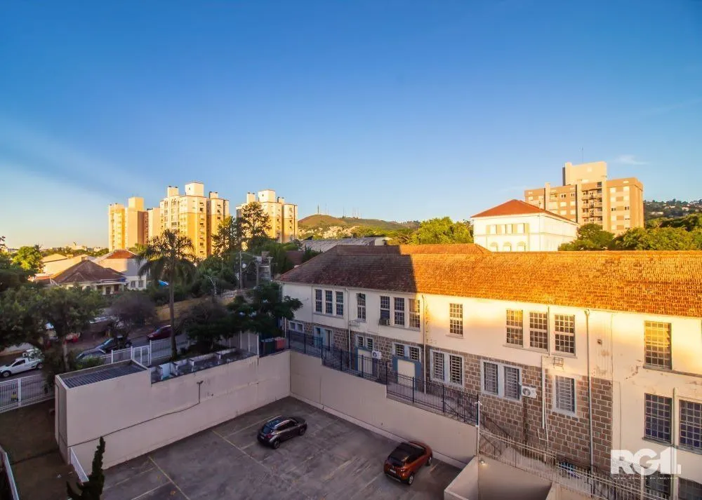Imagem APARTAMENTO 3 DORMITÓRIOS A VENDA, NO BAIRRO TERESÓPOLIS.