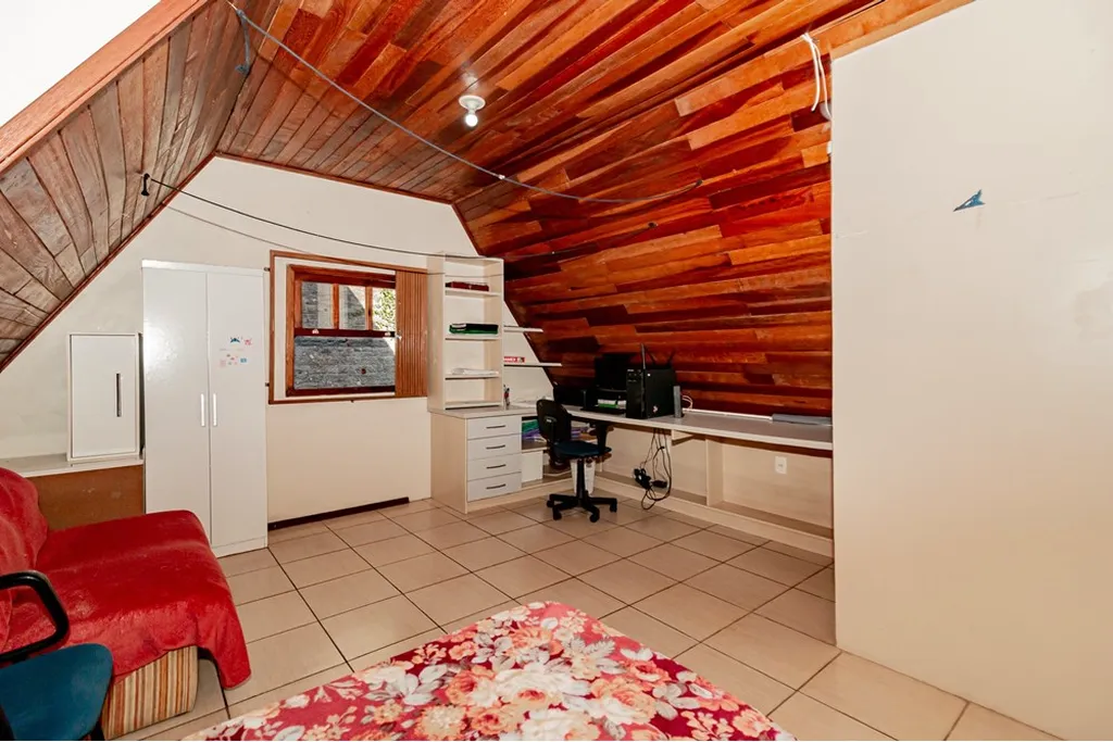 Imagem Casa de Condomínio em Glória