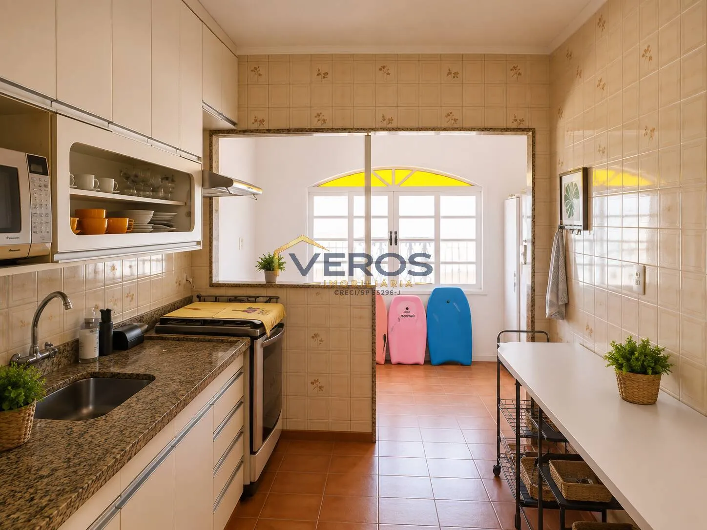 Imagem Apartamento com 03 quartos, piscina e vista para o mar na Martim de Sá