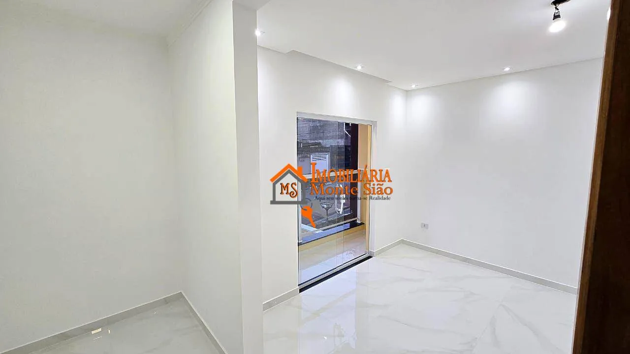 Imagem Sobrado com 3 dormitórios à venda, 141 m² por R$ 830.000,00 - Parque Continental I - Guarulhos/SP